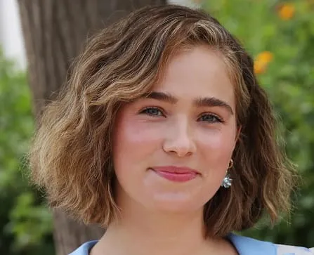 Haley Lu Richardson Haley Lu Richardson